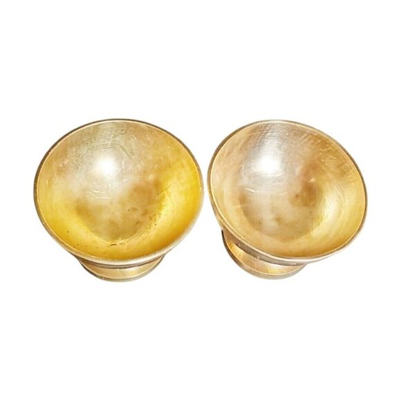 Set of 2 Vintage Etched Brass Trinket Bowls with Lid | 1970s Pedestal Dishes - Picture 9 of 10